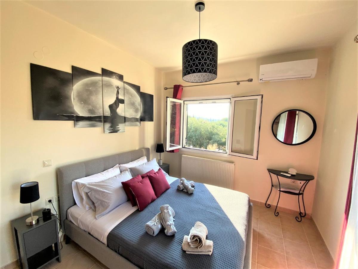 Apartamento Ivy House Modern Life Near Corfu Town Kontokali Exterior foto
